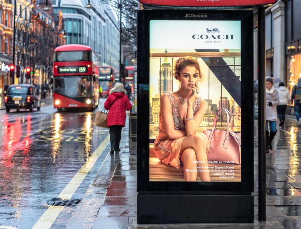 Plakatwerbung